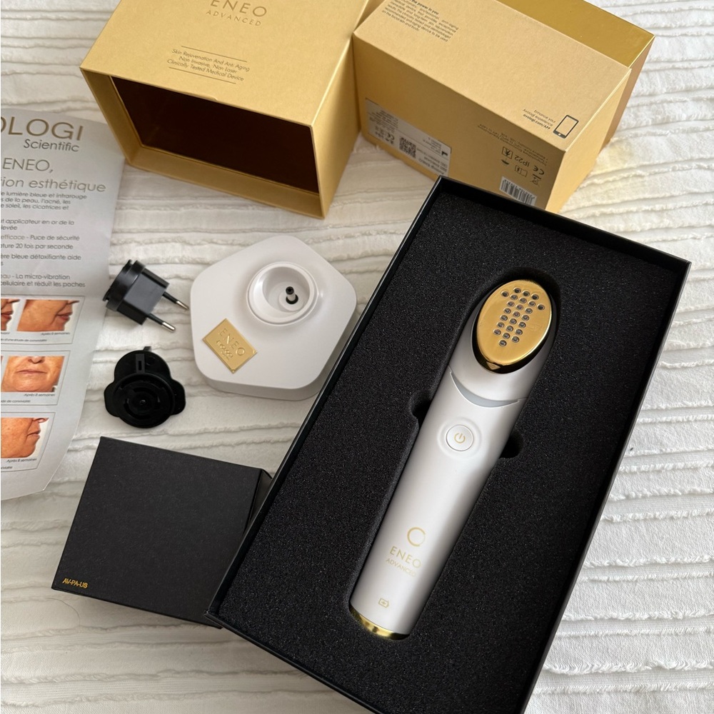 Avologi Eneo Advanced Gold Skincare Tool
